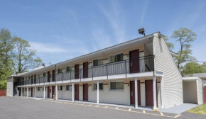 Гостиница Red Roof Inn Neptune - Jersey Shore  Нептьюн